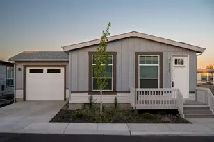 63742 Pavillion Pl, Bend, OR 97701 - Photo 1