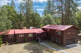 520 Tetherow Rd, Williams, OR 97544 - Photo 1