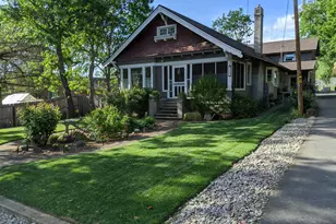 1522 NE A St, Grants Pass, OR 97526 - Photo 1