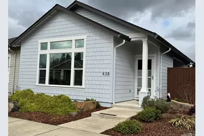 438 Cheney Loop, Central Point, OR 97502 - Photo 1