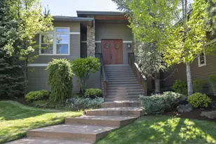 1010 N W Yosemite Dr, Bend, OR 97703 - Photo 1