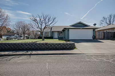 601 Benjamin Way, Phoenix, OR 97535 - Photo 1