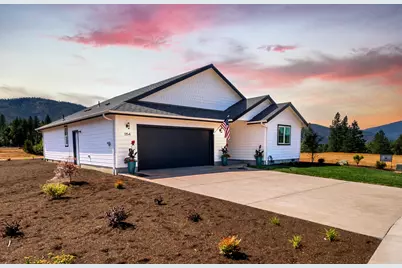 1154 Cascade Loop #7, Cave Junction, OR 97523 - Photo 1