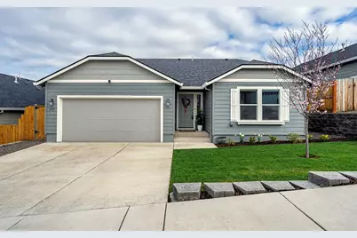 1727 Carrera Circle, Medford, OR 97504 - Photo 1