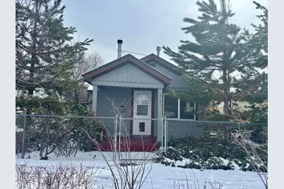 2131 Oak Avenue, Klamath Falls, OR 97601 - Photo 1