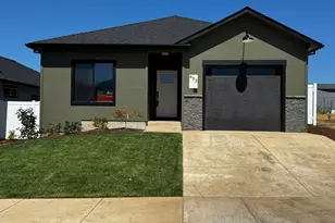 652 Terrazzo Wy, Medford, OR 97501 - Photo 1