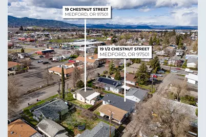 19 Chestnut Street, Medford, OR 97501 - Photo 1