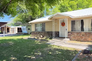 1741 Hope St, Klamath Falls, OR 97603 - Photo 1