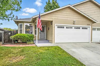 3166 Forest Hills Drive #B, Medford, OR 97504 - Photo 1