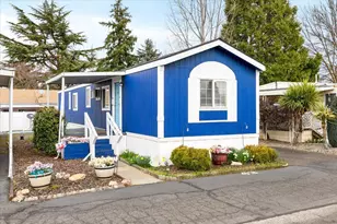 3410 N Pacific Hwy, Medford, OR 97501 - Photo 1