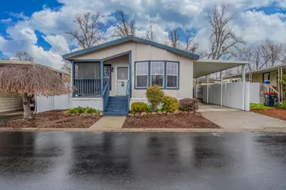 3555 S Pacific Highway #SPC 129, Medford, OR 97501 - Photo 1