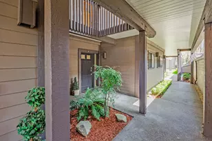 115 Rogue River Hwy, Grants Pass, OR 97527 - Photo 1