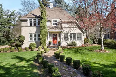 1711 E Main Street, Medford, OR 97504 - Photo 1