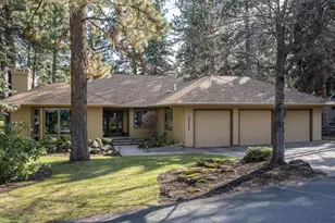 20445 Steamboat Ct, Bend, OR 97702 - Photo 1