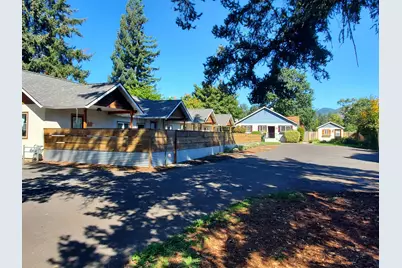 1860 Rogue River Highway, Grants Pass, OR 97527 - Photo 1