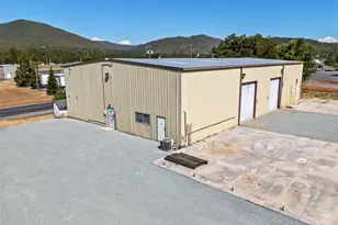 1344 Brookside Blvd, Grants Pass, OR 97526 - Photo 1