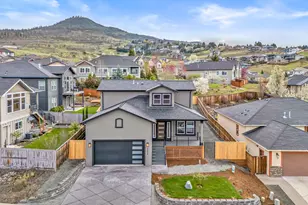 4424 Park Ridge Dr, Medford, OR 97504 - Photo 1