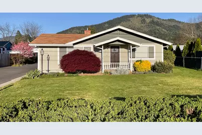 1725 Cloverlawn Drive, Grants Pass, OR 97527 - Photo 1