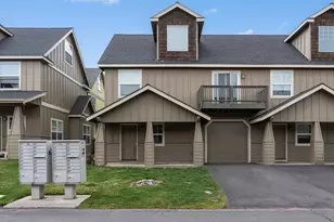 1407 NE Lucinda Ct, Bend, OR 97701 - Photo 1