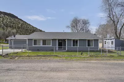 1901 SE Paulina Highway, Prineville, OR 97754 - Photo 1
