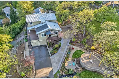 320 Coachman Drive, Jacksonville, OR 97530 - Photo 1