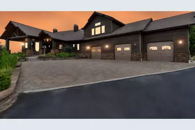 18810 SW Sisters Place, Powell Butte, OR 97753 - Photo 1