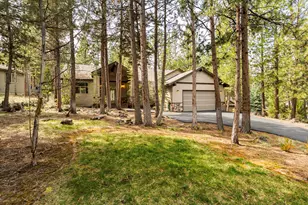2625 NW Morris Ct, Bend, OR 97703 - Photo 1