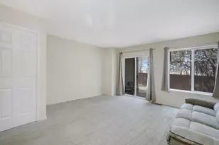 2610 SW 23rd St, Redmond, OR 97756 - Photo 1