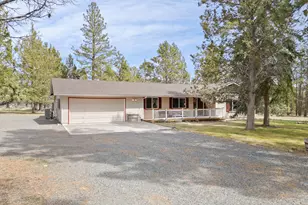 18954 Martingale Cir, Bend, OR 97703 - Photo 1