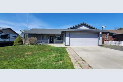 1077 NE Mahogany Street, Prineville, OR 97754 - Photo 1