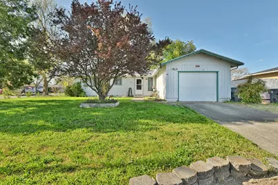 3025 Ingalls Drive, White City, OR 97503 - Photo 1