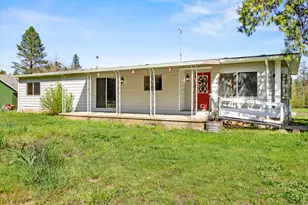 7555 Redwood Hwy, Grants Pass, OR 97527 - Photo 1