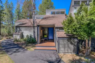 57265 Overlook Rd, Sunriver, OR 97707 - Photo 1