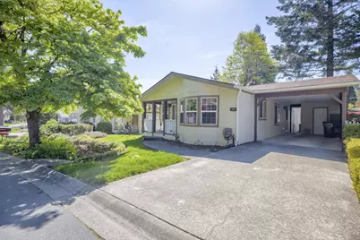 217 NW Creekside Drive, Grants Pass, OR 97526 - Photo 1