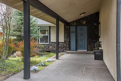 2525 NW 10th Street, Redmond, OR 97756 - Photo 1