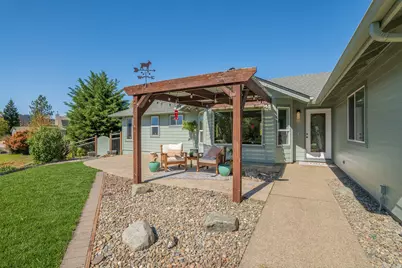 101 Eden Drive, Grants Pass, OR 97526 - Photo 1