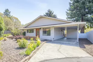 742 Brookside Cir, Rogue River, OR 97537 - Photo 1