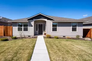 2365 SW Obsidian Ave, Redmond, OR 97756 - Photo 1