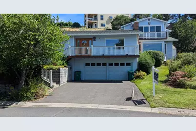 834 Loma Linda Drive, Klamath Falls, OR 97601 - Photo 1