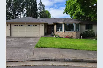 2708 Juanita Avenue, Medford, OR 97504 - Photo 1