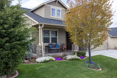 4720 SW Volcano View Way, Redmond, OR 97756 - Photo 1