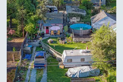 745 Dakota Avenue, Medford, OR 97501 - Photo 1