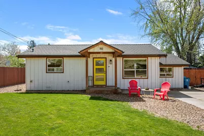 992 NE Ochoco Avenue, Prineville, OR 97754 - Photo 1