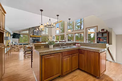 18105 Dixie Mountain Lane #4, Sunriver, OR 97707 - Photo 1