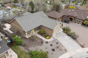 635 Wildland Dr, Klamath Falls, OR 97601 - Photo 1