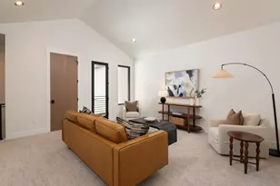 1134 NW Ochoa Dr, Bend, OR 97703 - Photo 18