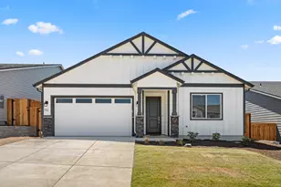 112 Valemont Dr, Eagle Point, OR 97524 - Photo 1