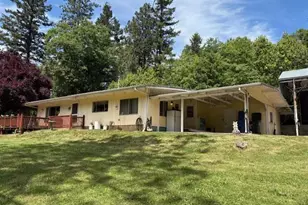 4350 Foothill Blvd, Grants Pass, OR 97526 - Photo 1