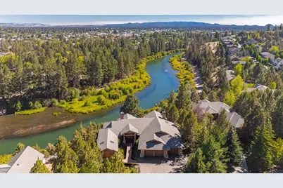 247 NW Scenic Heights Drive, Bend, OR 97703 - Photo 1