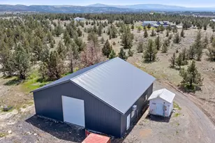 6318 SE Goble Dr, Prineville, OR 97754 - Photo 1